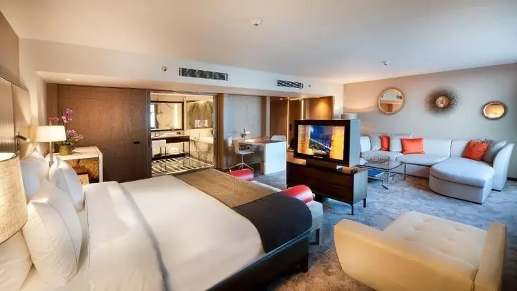 Flying Carpet Suite