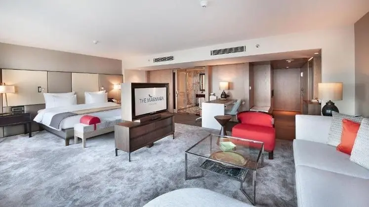 Flying Carpet Suite