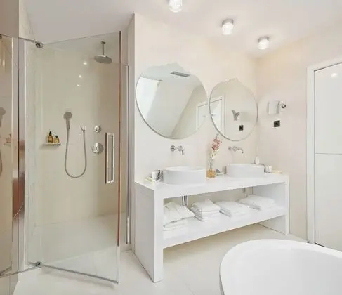 Premium Suite with Terrace and Old Town View