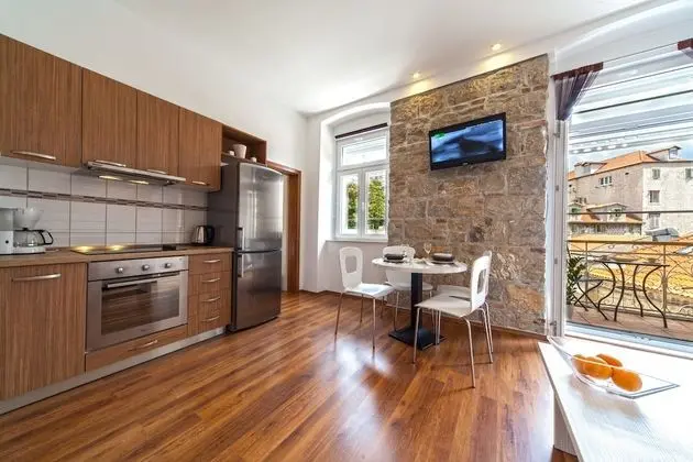 Superior Apart Daire, Balkon, Denize Bakan