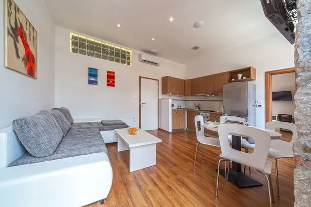 Superior Apart Daire, Balkon, Denize Bakan