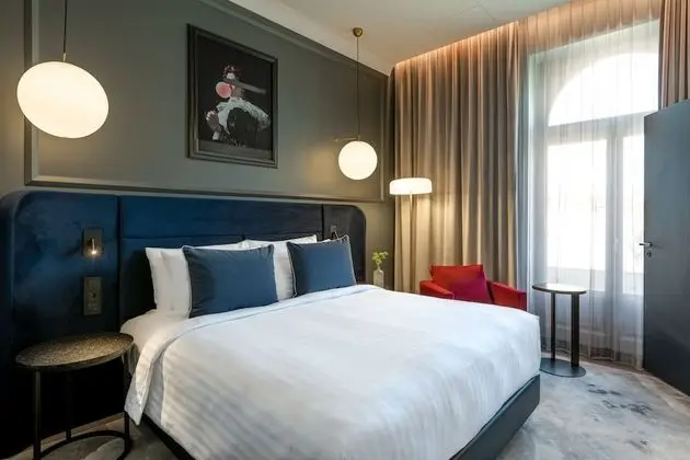 Titanium Suite, 1 Bedroom, Non Smoking, Balcony