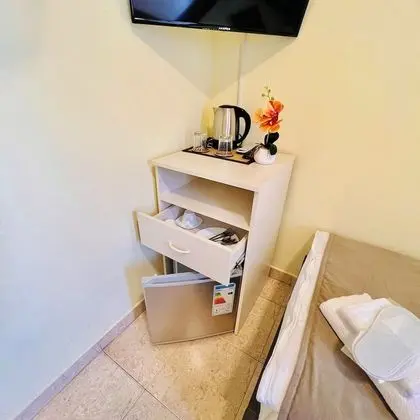 Standard Tek Büyük veya İki Ayrı Yataklı Oda