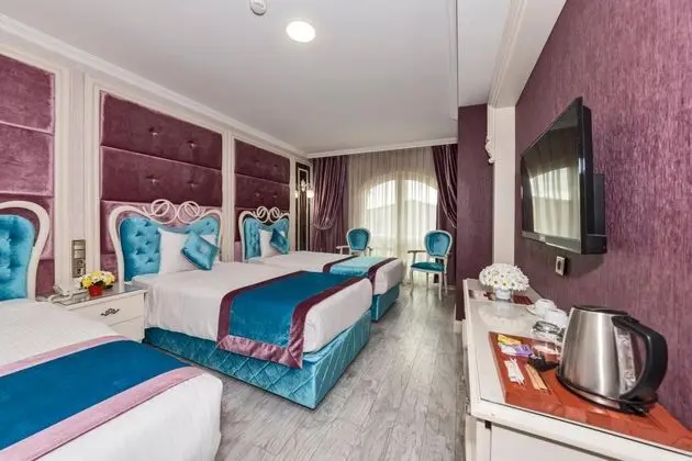 Standard Family Oda Sehir Manzarali