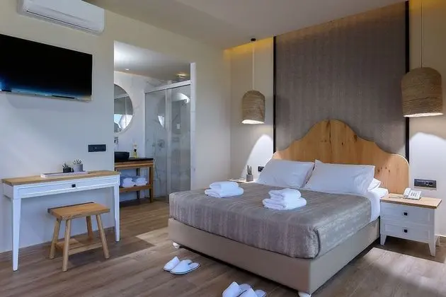 Deluxe Bungalov, 1 Büyük (Queen) Boy Yatak ve Çekyat, Kişiye Özel Havuzlu, Deniz Manzaralı