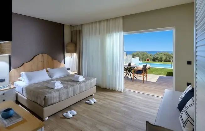 Deluxe Bungalov, 1 Büyük (Queen) Boy Yatak ve Çekyat, Kişiye Özel Havuzlu, Deniz Manzaralı