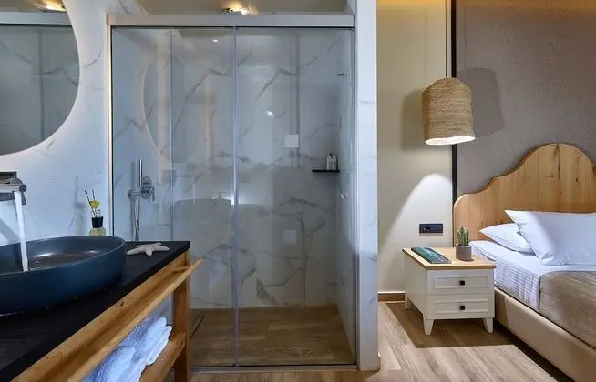 Deluxe Bungalov, 1 Büyük (Queen) Boy Yatak ve Çekyat, Kişiye Özel Havuzlu, Deniz Manzaralı