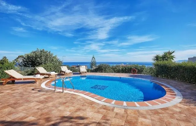 Villa, Kişiye Özel Havuzlu, Havuz Kenarı