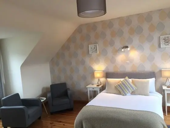 Deluxe Dört Kişilik Oda
