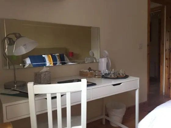 Deluxe Tek Büyük Yataklı Oda, Bahçe Manzaralı