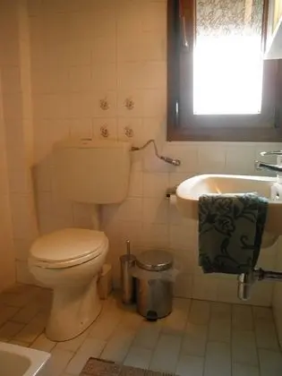 Oda, 1 Yatak Odası, Sigara İçilebilir, Balkon