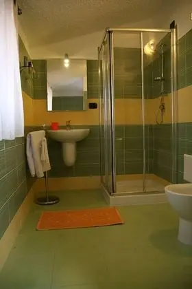 Tek Büyük Yataklı Oda, Balkon