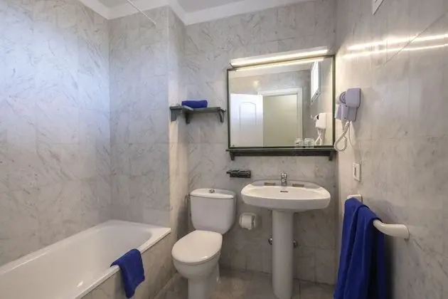 Stüdyo, Havuz Manzaralı