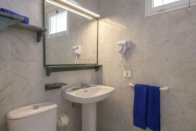 Stüdyo, Havuz Manzaralı