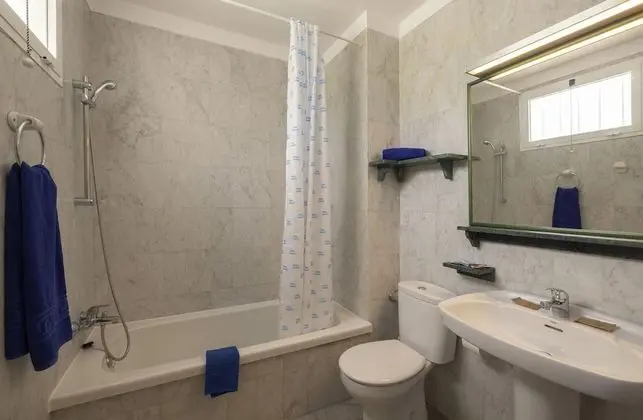 Two Bedroom Apartment for 6 people