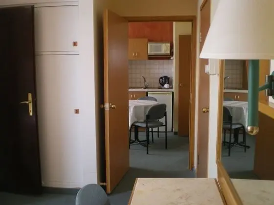 Family Oda, Küçük Mutfak (4 pax)