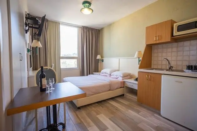 Family Oda, Küçük Mutfak (4 pax)
