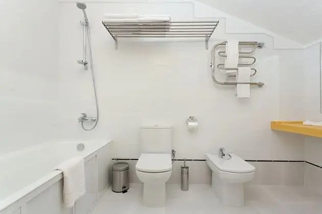 Superior Tek Büyük veya İki Ayrı Yataklı Oda, Penceresiz