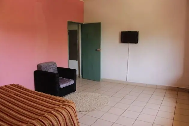 Standard Tek Büyük Yataklı Oda, 1 Çift Kişilik Yatak, Sigara İçilebilir, Havuz Manzaralı
