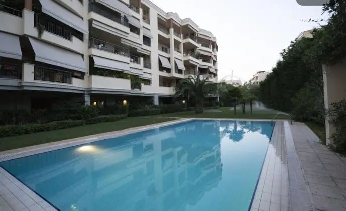 Apart Daire, 1 En Büyük (King) Boy Yatak ve Çekyat