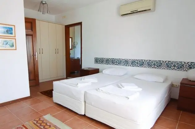 Villa 2+1 Oda, Bahçe Manzaralı