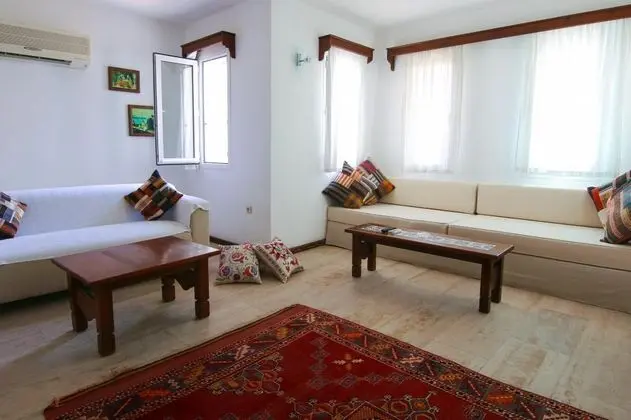 Villa 2+1 Oda, Bahçe Manzaralı