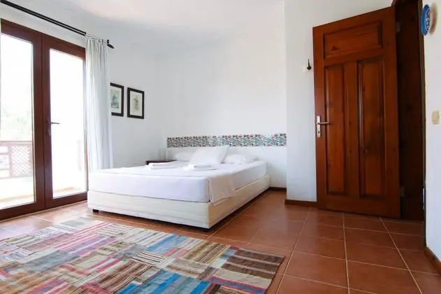 Villa 2+1 Oda, Bahçe Manzaralı