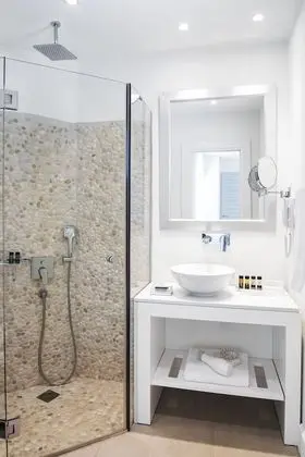 Junior Suite, Village View