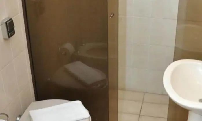 Basic Tek Büyük veya İki Ayrı Yataklı Oda, 1 Çift Kişilik Yatak