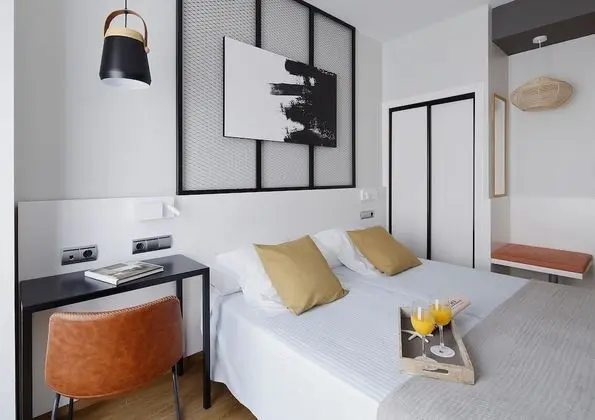 Tek Büyük Yataklı Oda