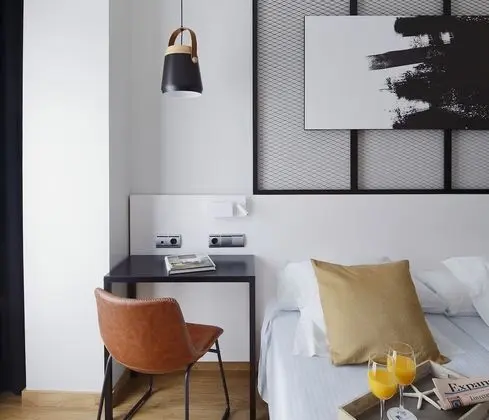 Tek Büyük Yataklı Oda