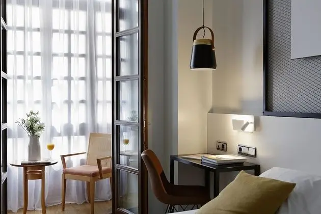 Tek Büyük Yataklı Oda