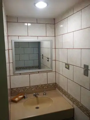 Tek Büyük Yataklı Oda, 2 Çift Kişilik Yatak