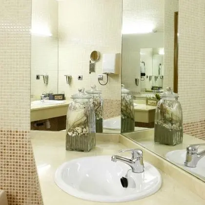 Standard Büyük Yataklı Tek Kişilik Oda