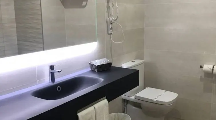 Standard Üç Kişilik Oda, 3 Tek Kişilik Yatak