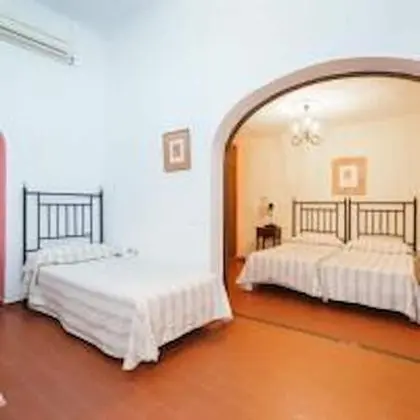 Family Dört Kişilik Oda