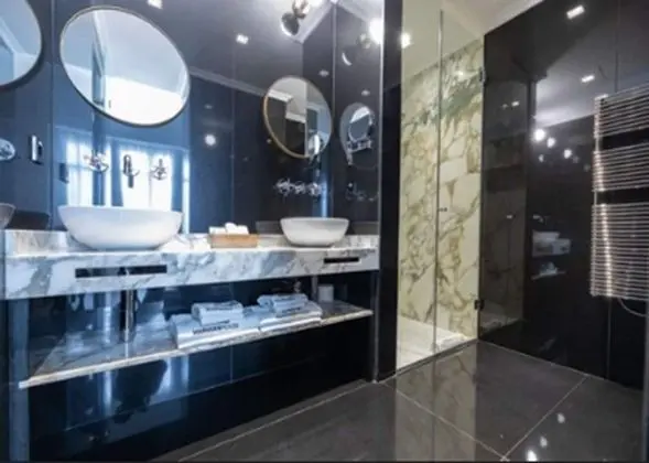 Junior Stüdyo Süit, Balkon