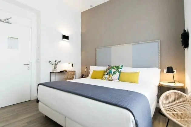 Standard Tek Büyük Yataklı Oda