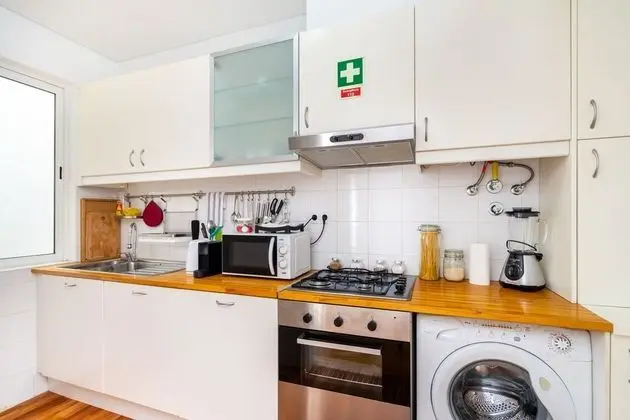 Apart Daire, 2 Yatak Odası, Sigara İçilmez