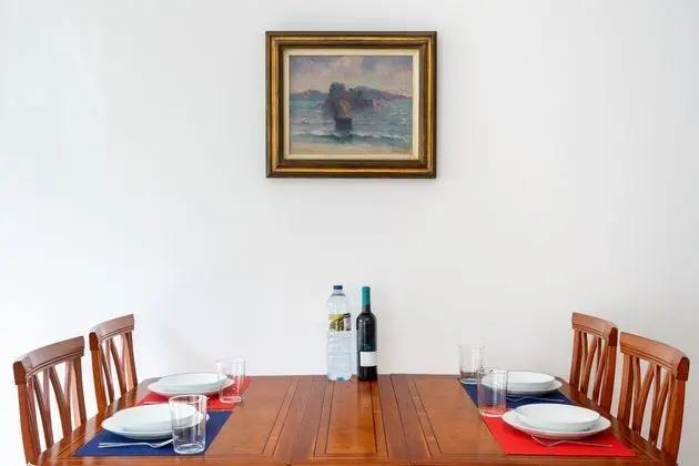 Apart Daire, 2 Yatak Odası, Sigara İçilmez