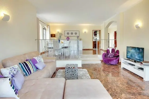 Villa, 4 Yatak Odası, Kişiye Özel Havuzlu