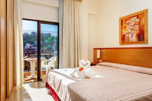 Tek Büyük Yataklı Oda, Balkon