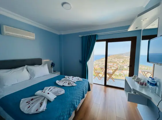 Comfort Oda, Deniz Manzaralı, Balkonlu