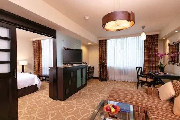 Junior Suite, 1 King Bed