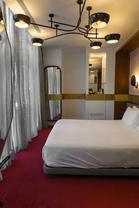 Tek Büyük Yataklı Oda, Şehir Manzaralı