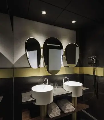 Tek Büyük Yataklı Oda, Şehir Manzaralı