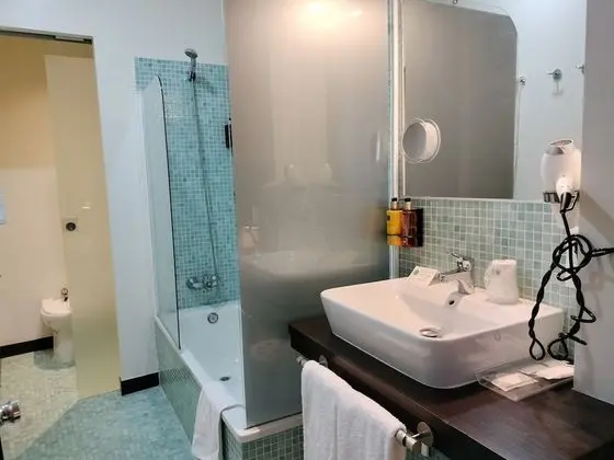Tek Büyük veya İki Ayrı Yataklı Oda