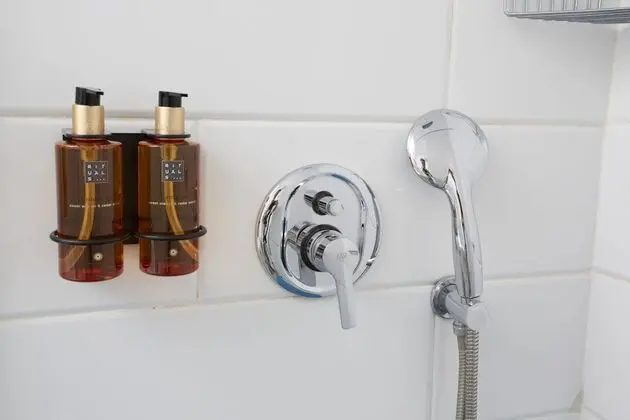 Tek Büyük Yataklı Oda, 1 Çift Kişilik Yatak