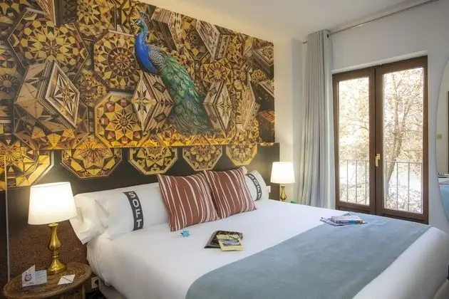Tek Büyük Yataklı Oda, Balkon