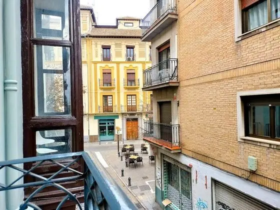 Tek Büyük Yataklı Oda, Balkon